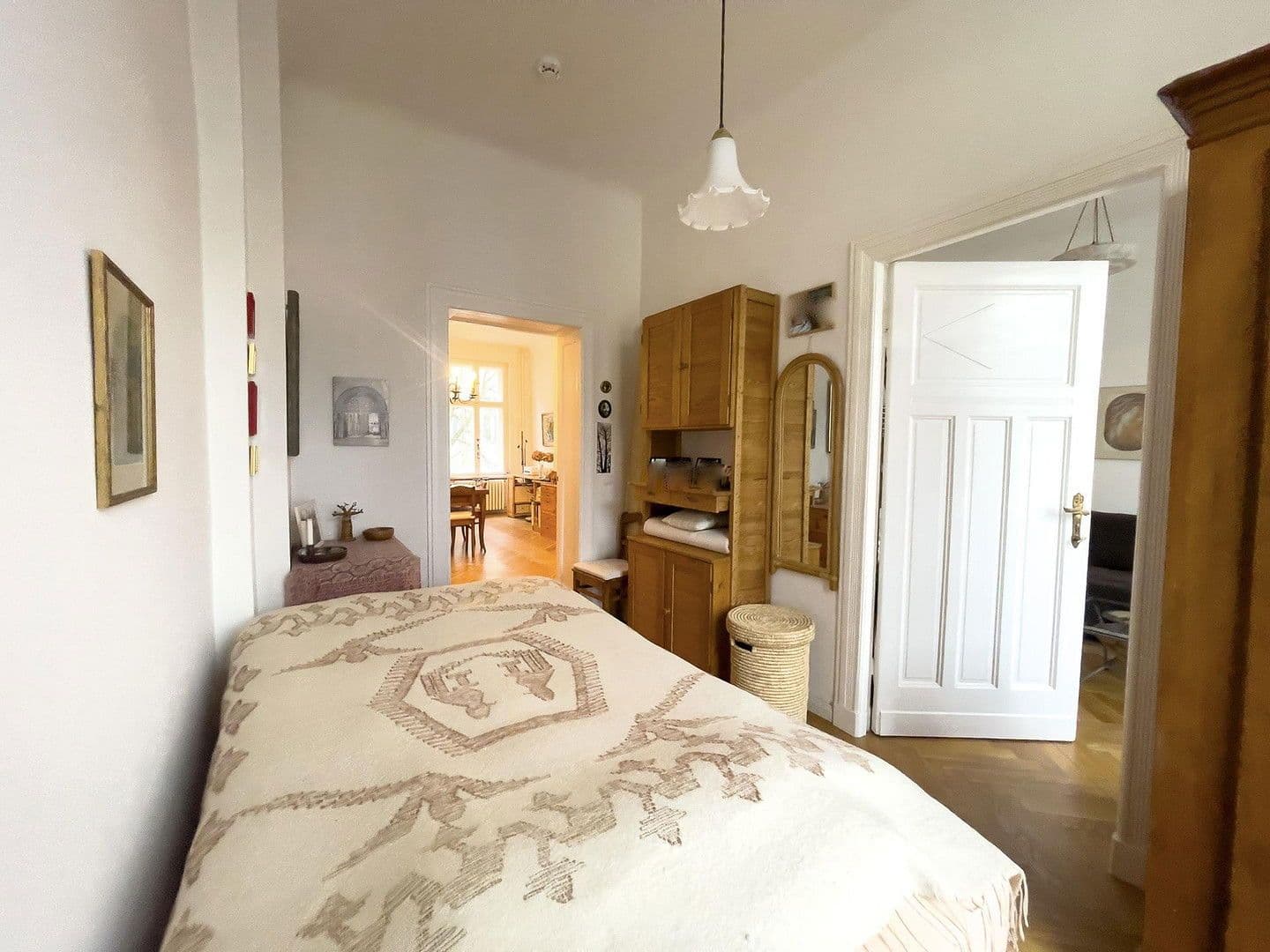 Prodej bytu 3+1 71 m², Berlin, Berlín Prodej bytu 3+1 71 m², Berlin, Berlín