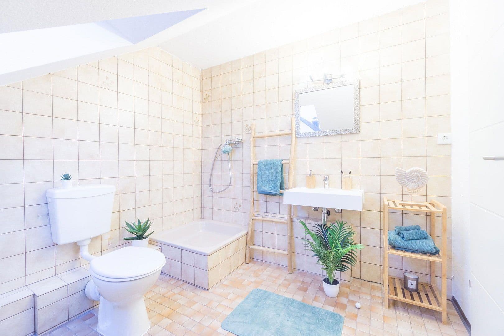 Prodej domu 169 m², pozemek 178 m², Nürnberg, Bavorsko Prodej domu 169 m², pozemek 178 m², Nürnberg, Bavorsko