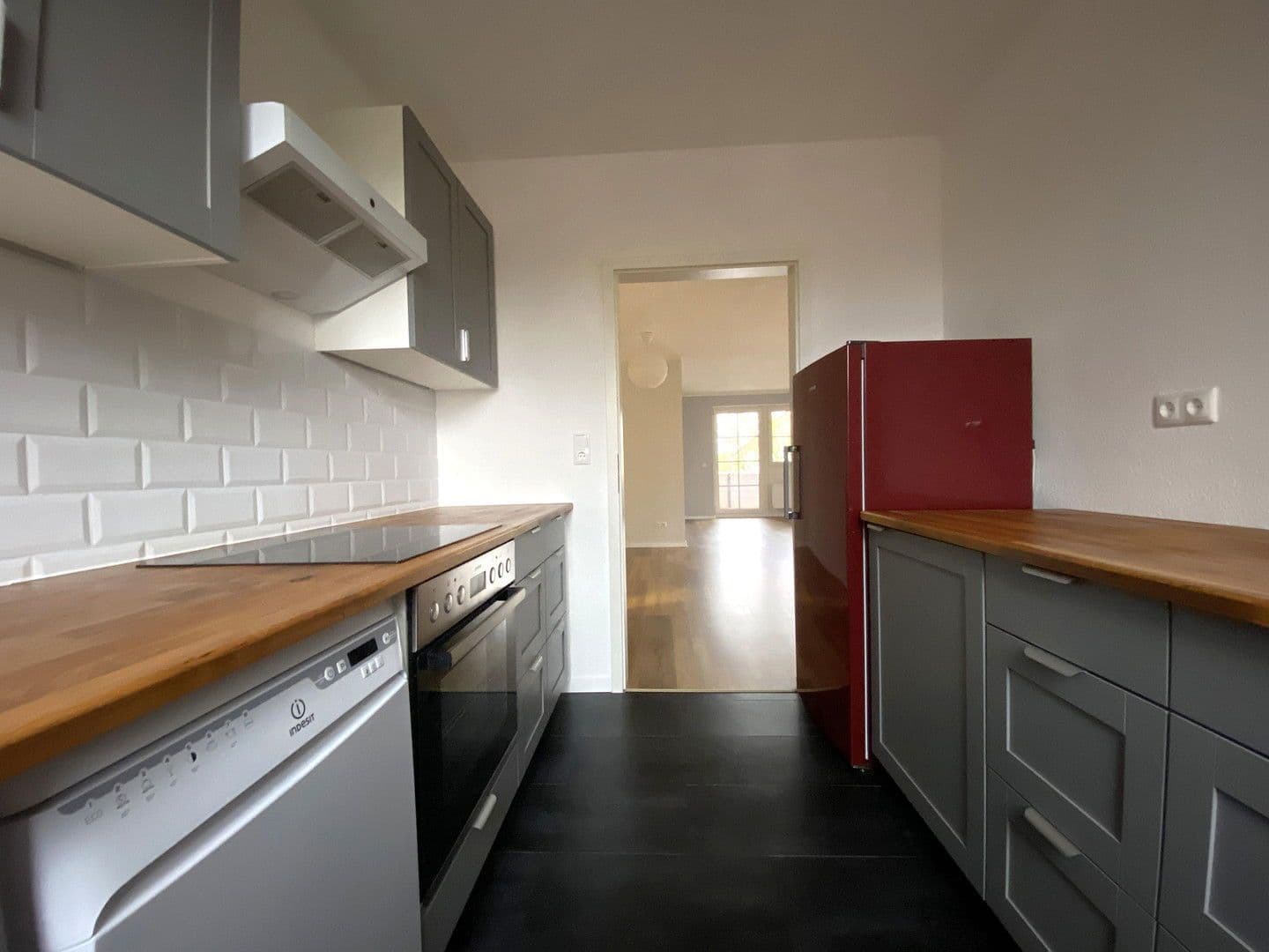 Prodej bytu 3+1 74 m², Wismar, Mecklenburg-Vorpommern Prodej bytu 3+1 74 m², Wismar, Mecklenburg-Vorpommern