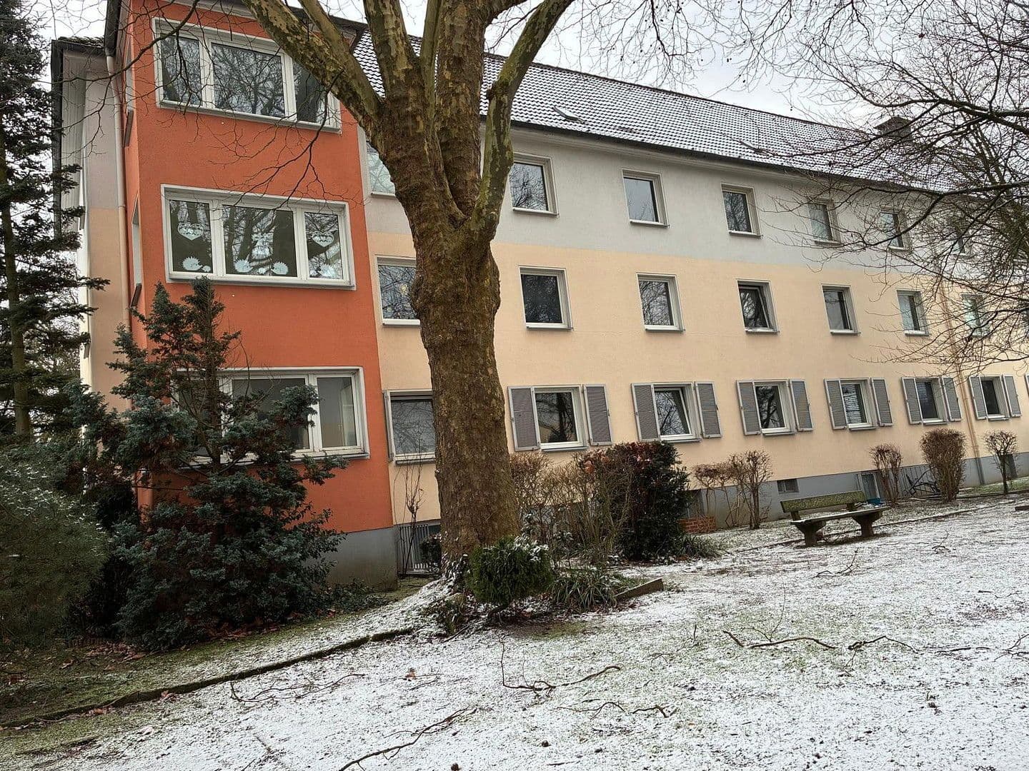 Pronájem bytu 2+1 58 m², Vonscheidtshof 5, Mülheim an der Ruhr, Severní Porýní-Vestfálsko Pronájem bytu 2+1 58 m², Vonscheidtshof 5, Mülheim an der Ruhr, Severní Porýní-Vestfálsko