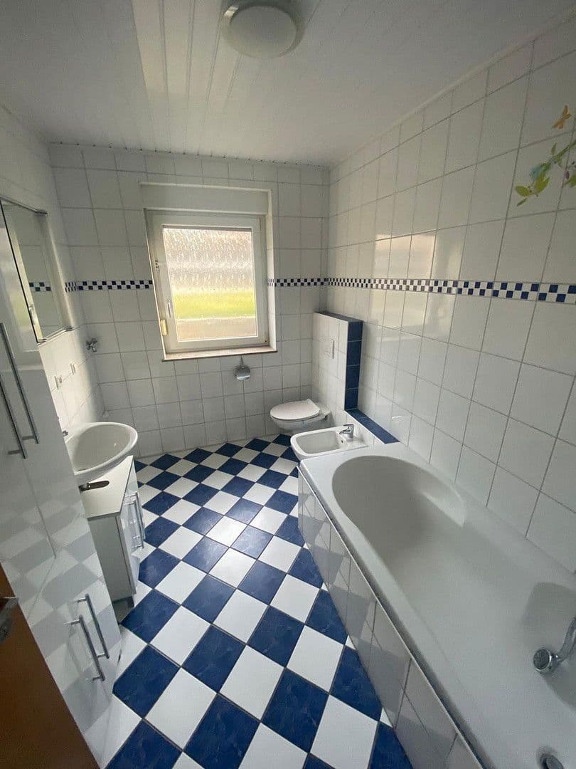 Prodej domu 166 m², pozemek 448 m², Römerberg, Porýní-Falc Prodej domu 166 m², pozemek 448 m², Römerberg, Porýní-Falc