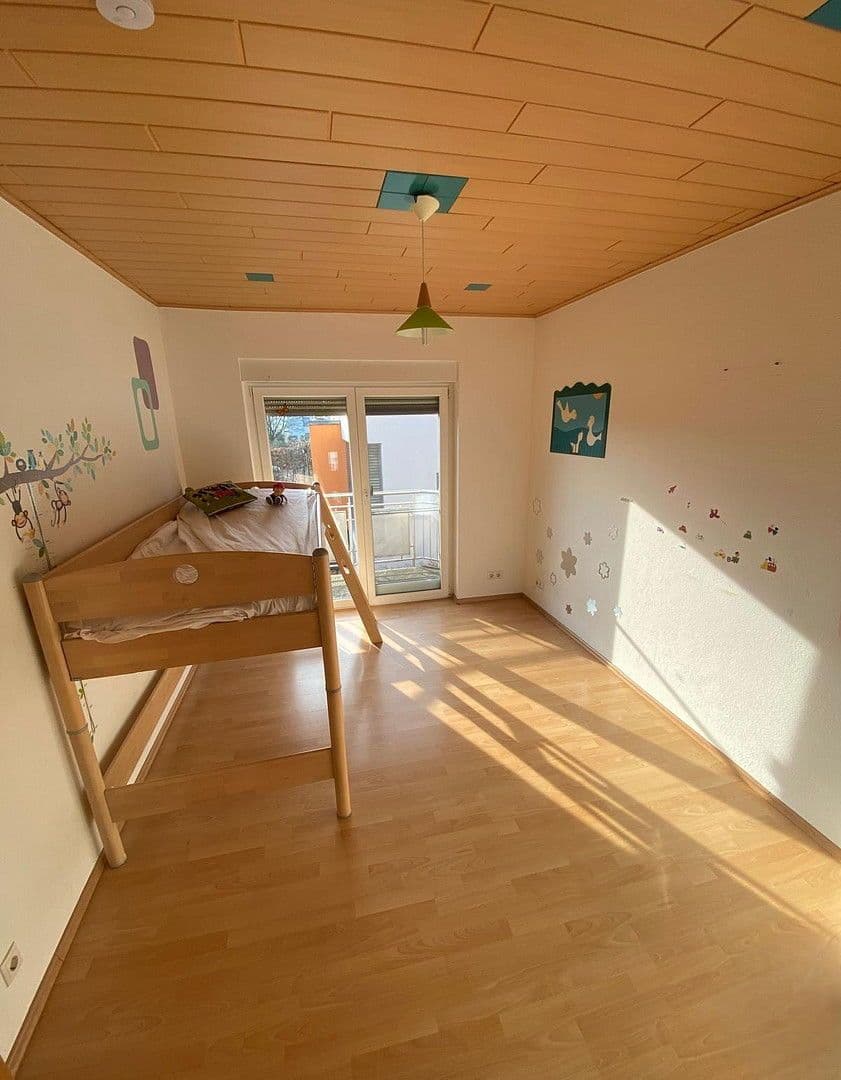 Prodej domu 166 m², pozemek 448 m², Römerberg, Porýní-Falc Prodej domu 166 m², pozemek 448 m², Römerberg, Porýní-Falc