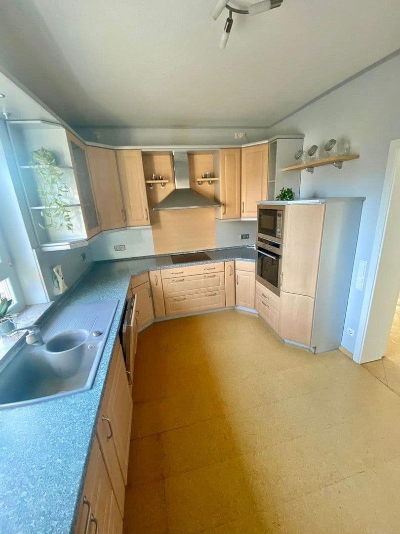 Prodej domu 166 m², pozemek 448 m², Römerberg, Porýní-Falc Prodej domu 166 m², pozemek 448 m², Römerberg, Porýní-Falc