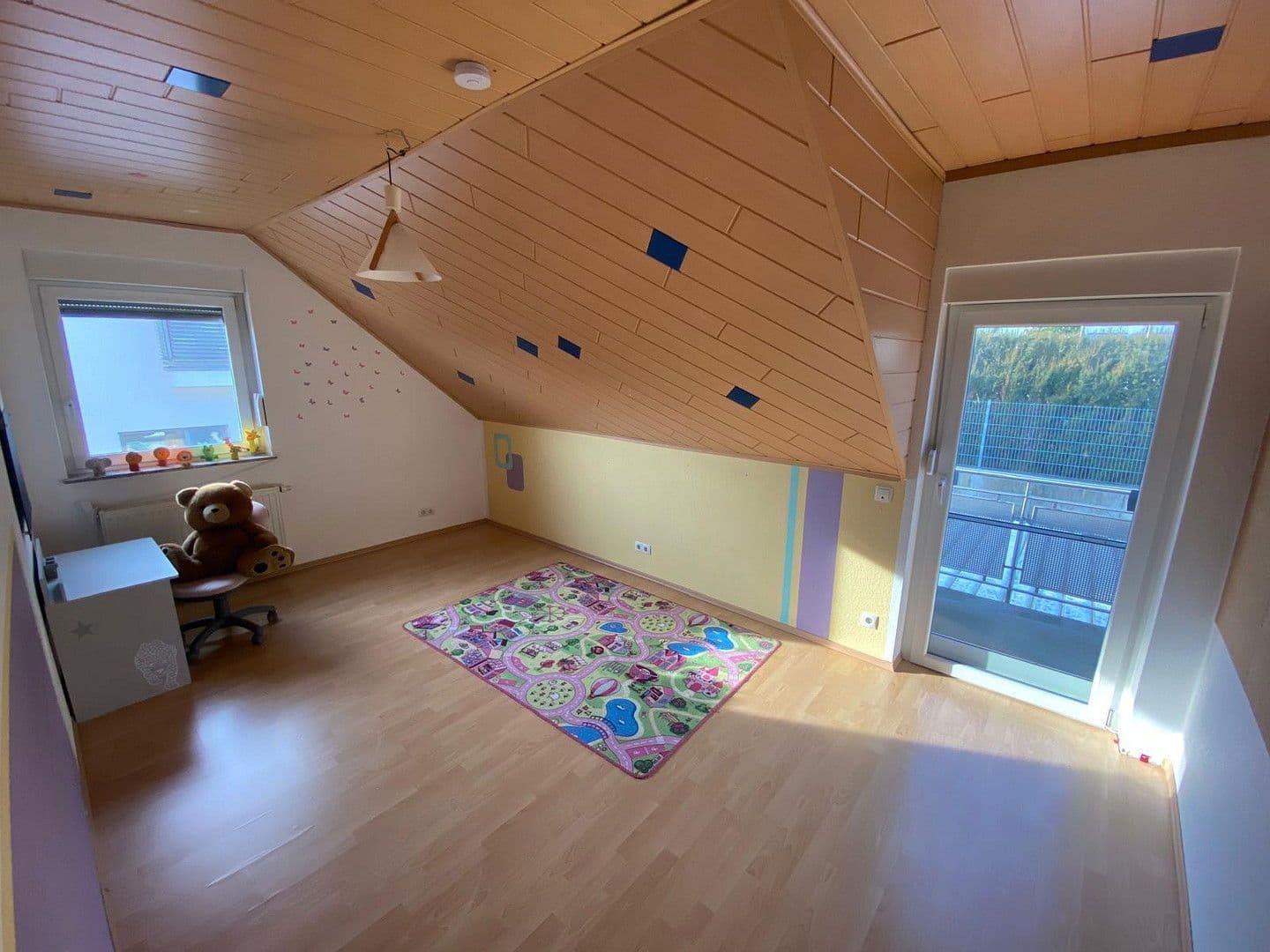 Prodej domu 166 m², pozemek 448 m², Römerberg, Porýní-Falc Prodej domu 166 m², pozemek 448 m², Römerberg, Porýní-Falc