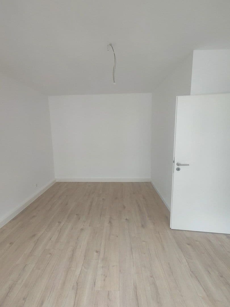 Pronájem bytu 2+1 45 m², Flensburger Str. 50, Wuppertal, Severní Porýní-Vestfálsko Pronájem bytu 2+1 45 m², Flensburger Str. 50, Wuppertal, Severní Porýní-Vestfálsko