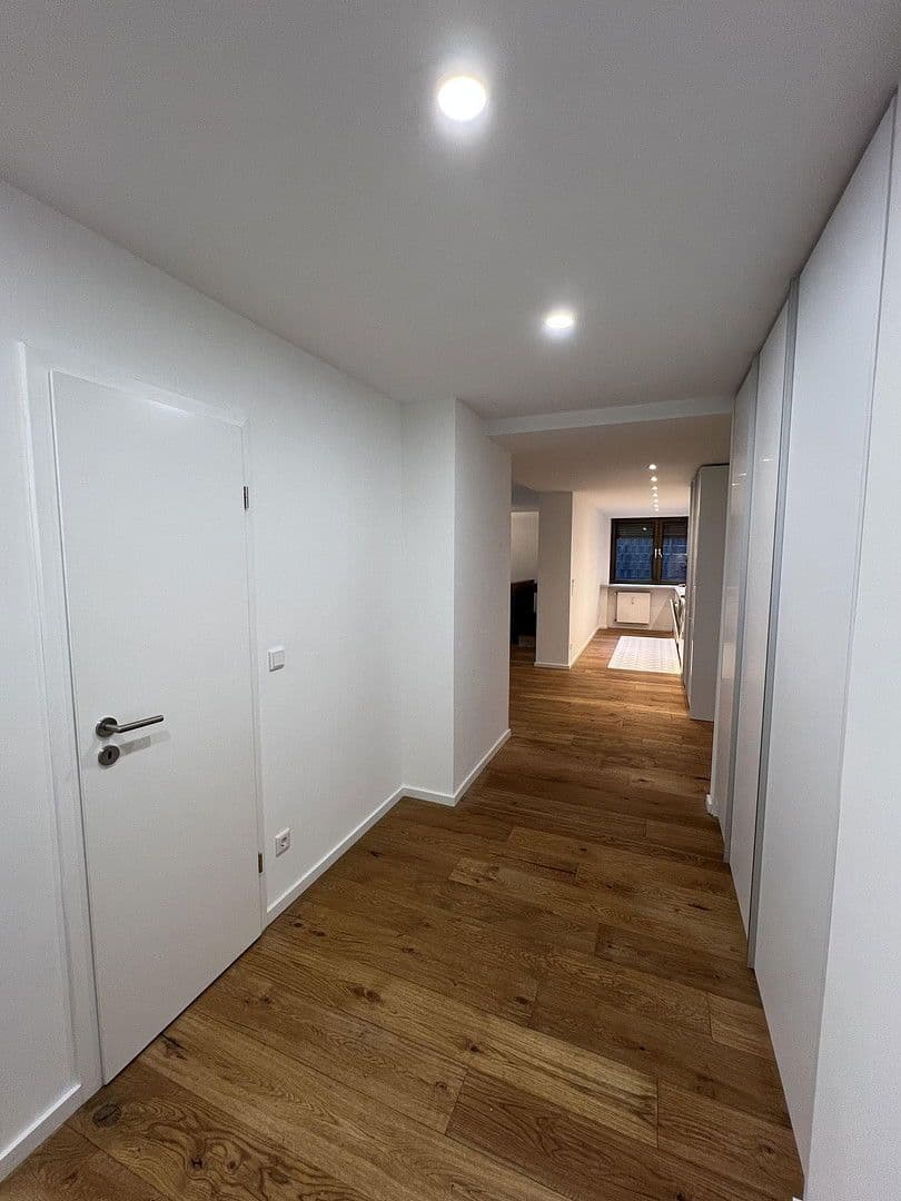 Pronájem bytu 2+kk 95 m², Rubensstraße 12, Düsseldorf, Severní Porýní-Vestfálsko Pronájem bytu 2+kk 95 m², Rubensstraße 12, Düsseldorf, Severní Porýní-Vestfálsko