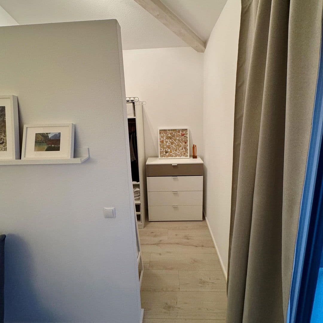 Pronájem bytu 3+1 100 m², Edenkoben, Porýní-Falc Pronájem bytu 3+1 100 m², Edenkoben, Porýní-Falc