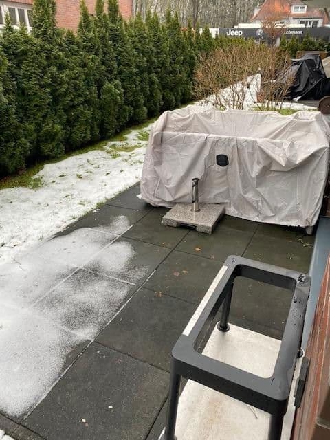 Pronájem bytu 4+1 109 m², Hamburg - Wellingsbüttel, Hamburg Pronájem bytu 4+1 109 m², Hamburg - Wellingsbüttel, Hamburg