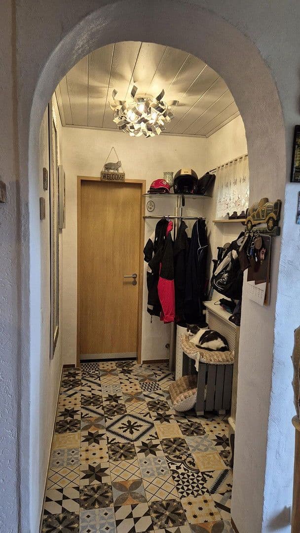 Prodej domu 210 m², pozemek 480 m², Ringstr., 9, Remshalden, Bádensko-Württembersko Prodej domu 210 m², pozemek 480 m², Ringstr., 9, Remshalden, Bádensko-Württembersko