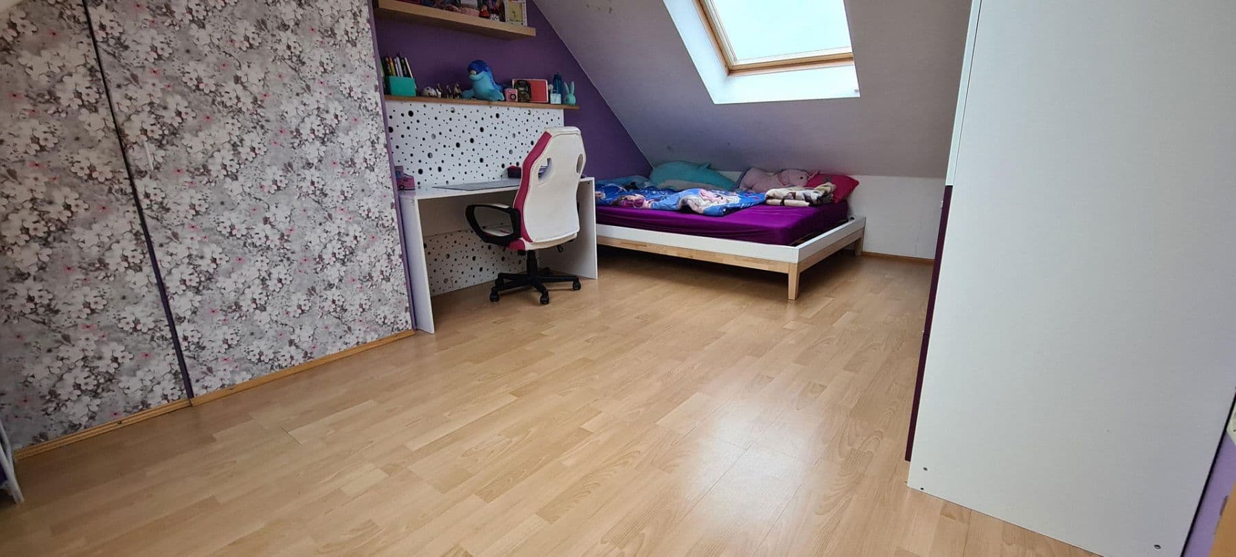 Prodej domu 135 m², pozemek 200 m², Bietigheim, Bádensko-Württembersko Prodej domu 135 m², pozemek 200 m², Bietigheim, Bádensko-Württembersko