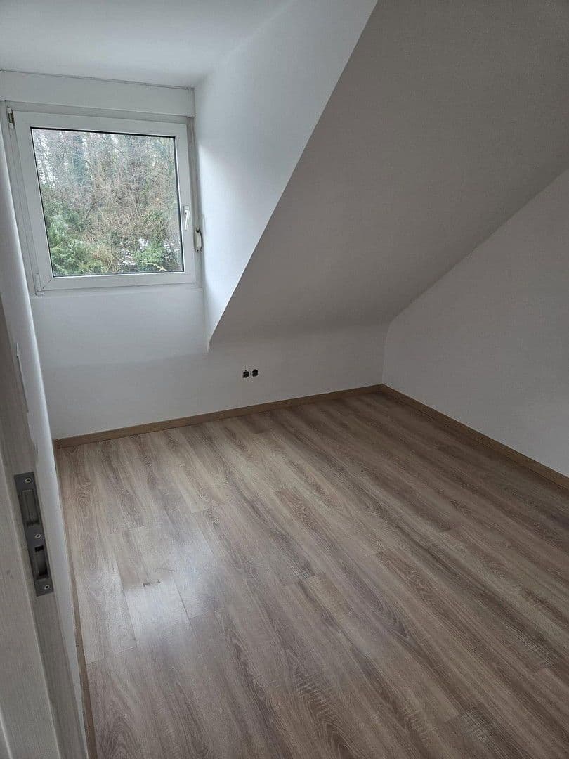 Prodej domu 158 m², pozemek 519 m², Hermann-Strebel-Str. 11, Nürnberg, Bavorsko Prodej domu 158 m², pozemek 519 m², Hermann-Strebel-Str. 11, Nürnberg, Bavorsko