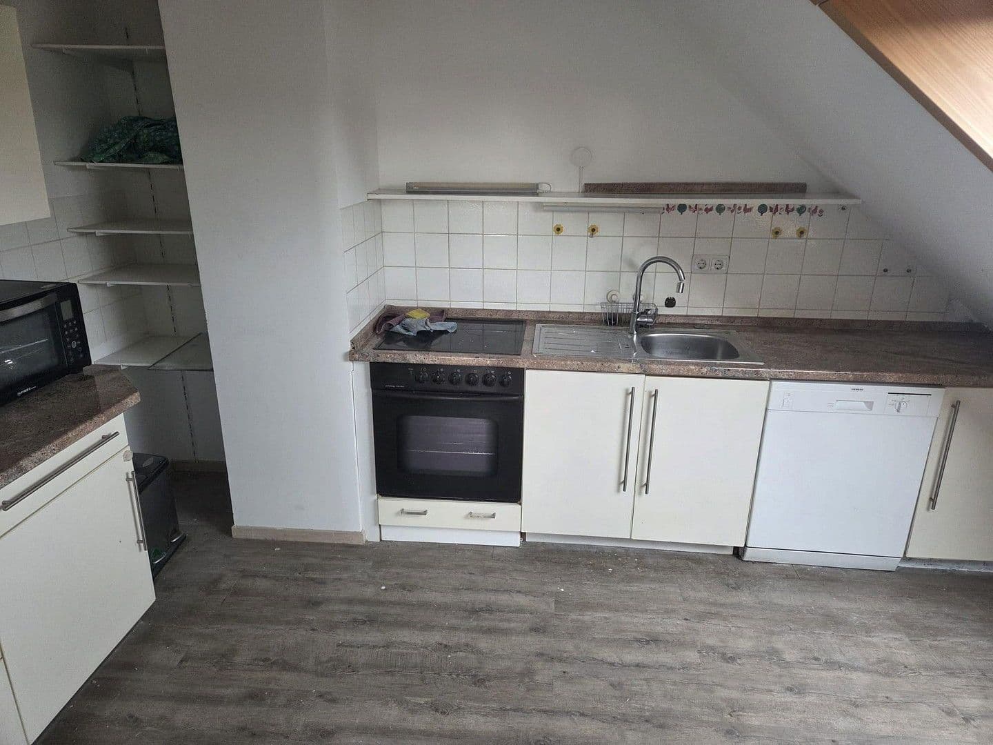 Prodej domu 158 m², pozemek 519 m², Hermann-Strebel-Str. 11, Nürnberg, Bavorsko Prodej domu 158 m², pozemek 519 m², Hermann-Strebel-Str. 11, Nürnberg, Bavorsko