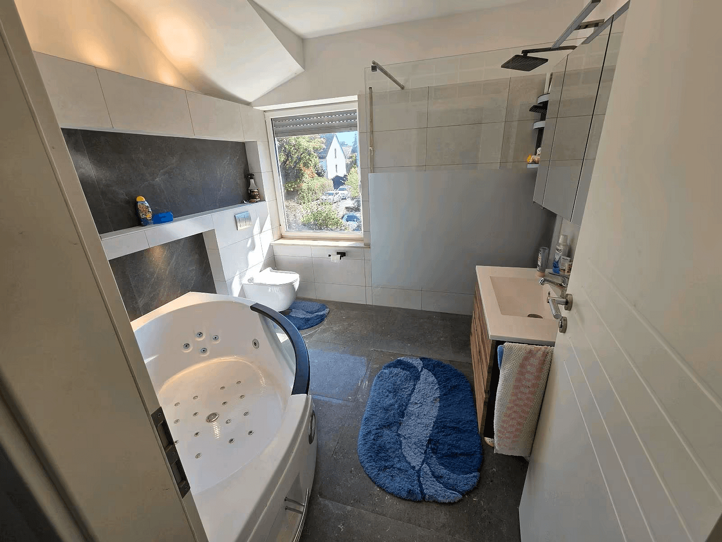 Prodej domu 158 m², pozemek 519 m², Hermann-Strebel-Str. 11, Nürnberg, Bavorsko Prodej domu 158 m², pozemek 519 m², Hermann-Strebel-Str. 11, Nürnberg, Bavorsko