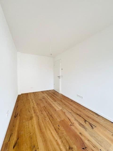 Prodej domu 110 m², pozemek 57 m², Neideckerstraße 4, Mainz, Porýní-Falc Prodej domu 110 m², pozemek 57 m², Neideckerstraße 4, Mainz, Porýní-Falc
