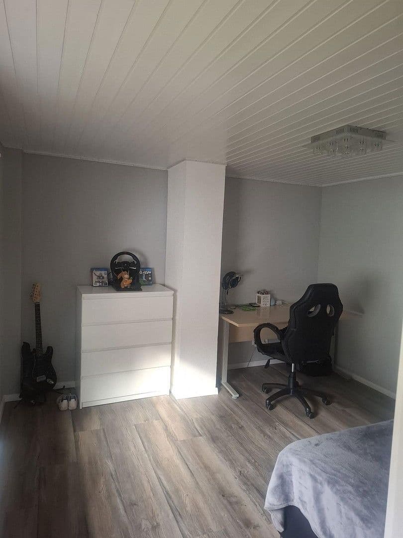 Prodej domu 150 m², pozemek 1.400 m², Hauptstrasse 14, Obererbach, Porýní-Falc Prodej domu 150 m², pozemek 1.400 m², Hauptstrasse 14, Obererbach, Porýní-Falc