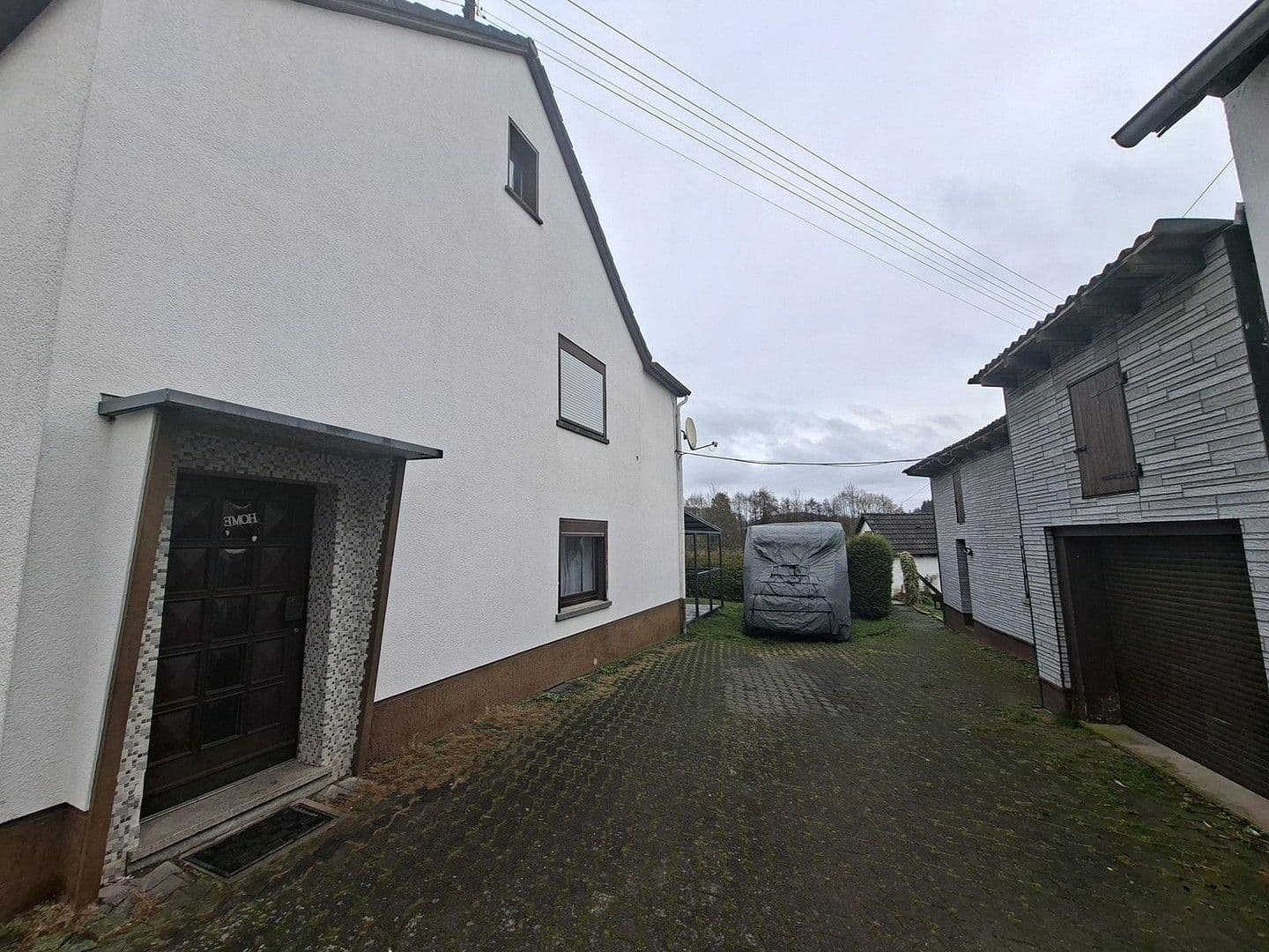 Prodej domu 150 m², pozemek 1.400 m², Hauptstrasse 14, Obererbach, Porýní-Falc Prodej domu 150 m², pozemek 1.400 m², Hauptstrasse 14, Obererbach, Porýní-Falc