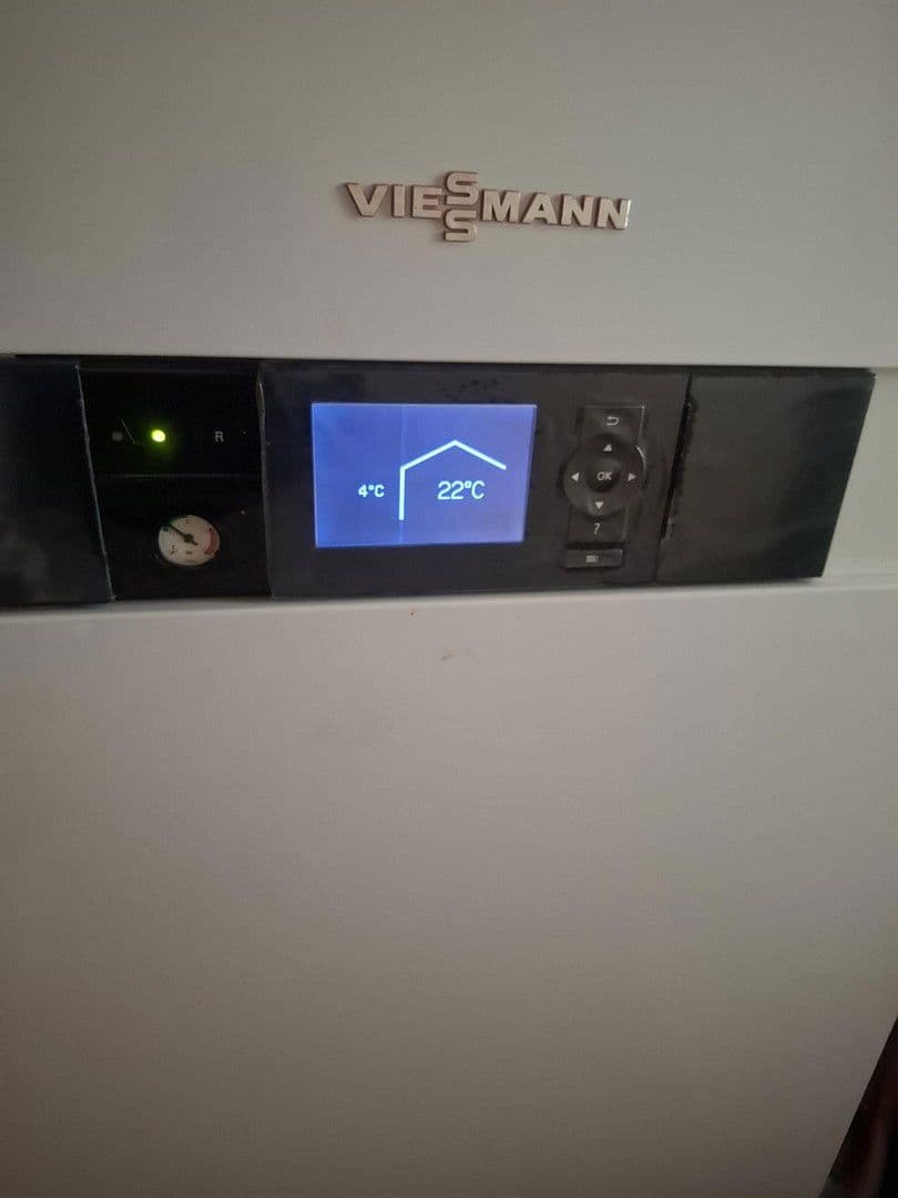 Prodej domu 150 m², pozemek 1.400 m², Hauptstrasse 14, Obererbach, Porýní-Falc Prodej domu 150 m², pozemek 1.400 m², Hauptstrasse 14, Obererbach, Porýní-Falc