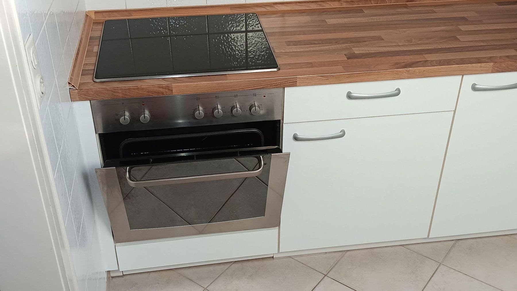 Prodej domu 212 m², pozemek 636 m², Göppingen, Bádensko-Württembersko Prodej domu 212 m², pozemek 636 m², Göppingen, Bádensko-Württembersko