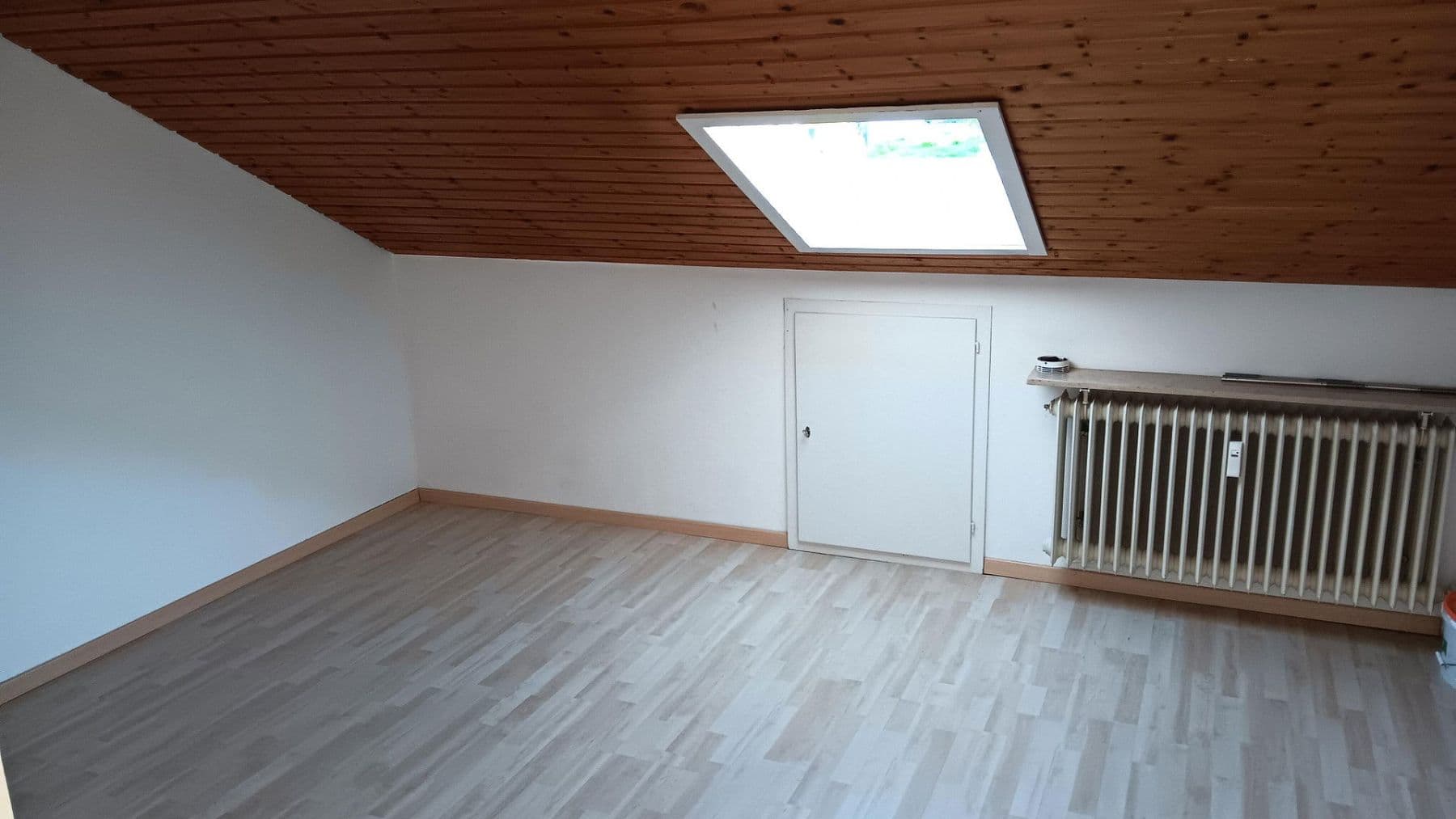 Prodej domu 212 m², pozemek 636 m², Göppingen, Bádensko-Württembersko Prodej domu 212 m², pozemek 636 m², Göppingen, Bádensko-Württembersko