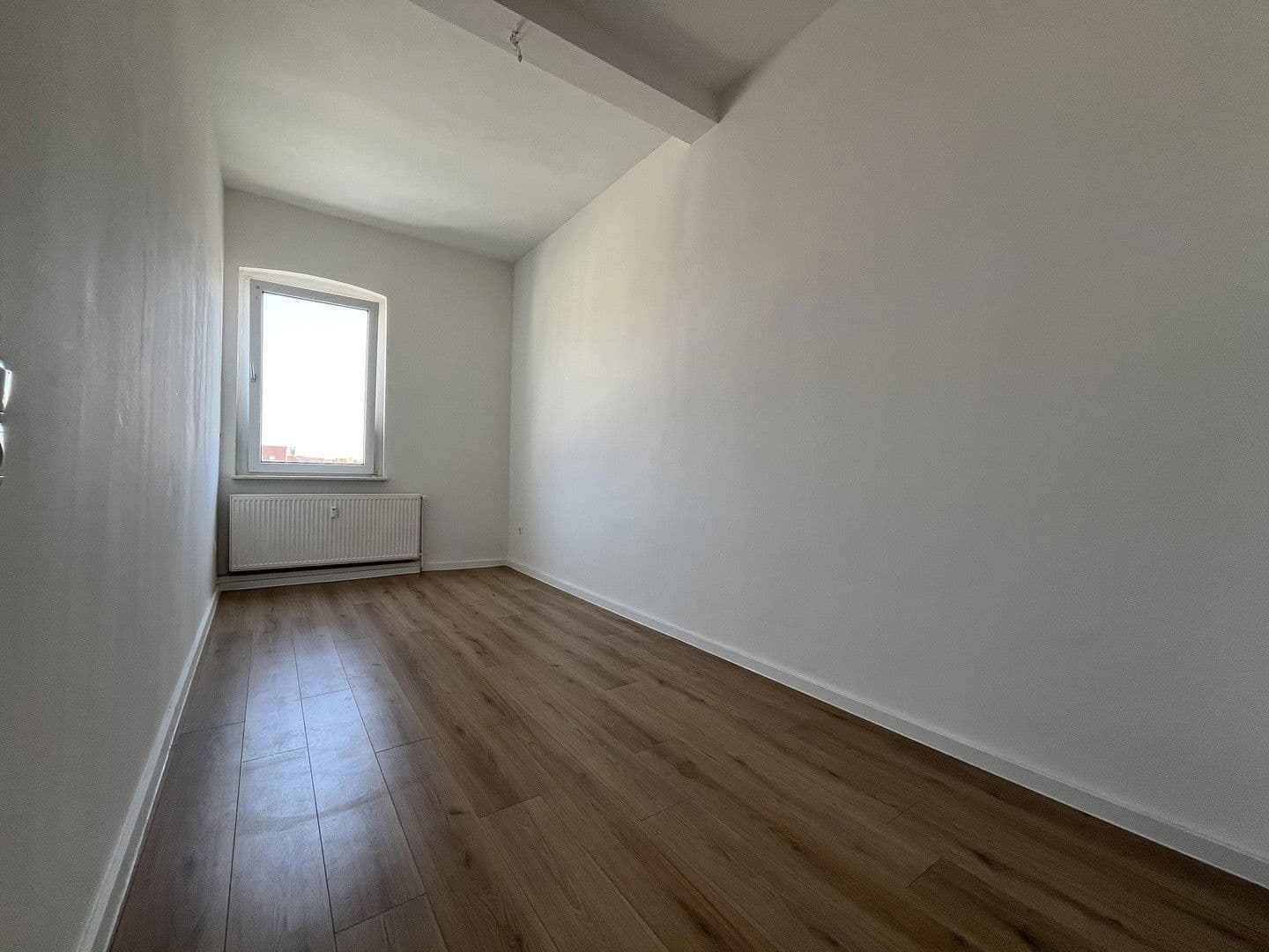 Pronájem bytu 4+1 113 m², Franz-Ludwig-Rasch-Straße 12, Naumburg (Saale), Sasko-Anhaltsko Pronájem bytu 4+1 113 m², Franz-Ludwig-Rasch-Straße 12, Naumburg (Saale), Sasko-Anhaltsko