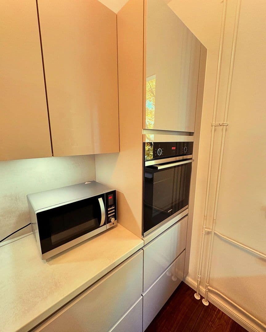 Prodej bytu 3+1 74 m², Stockumer Straße 11b, Berlin, Berlín Prodej bytu 3+1 74 m², Stockumer Straße 11b, Berlin, Berlín