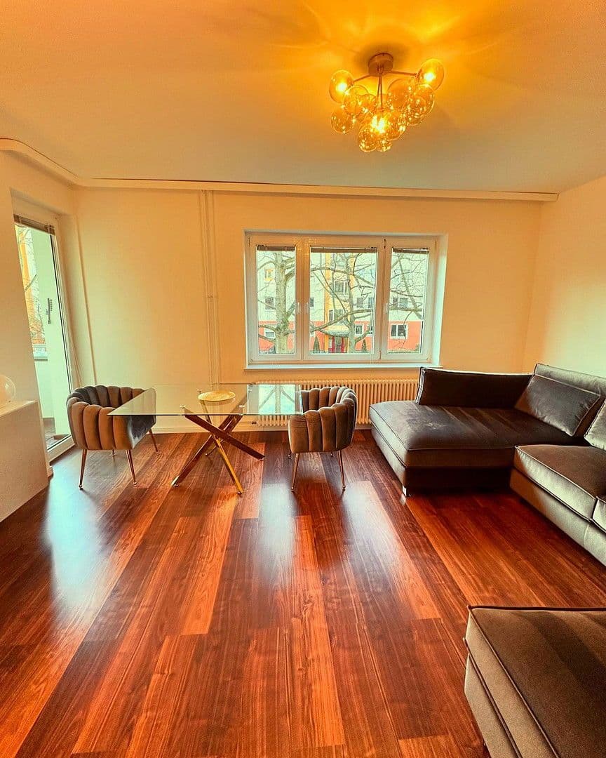 Prodej bytu 3+1 74 m², Stockumer Straße 11b, Berlin, Berlín Prodej bytu 3+1 74 m², Stockumer Straße 11b, Berlin, Berlín