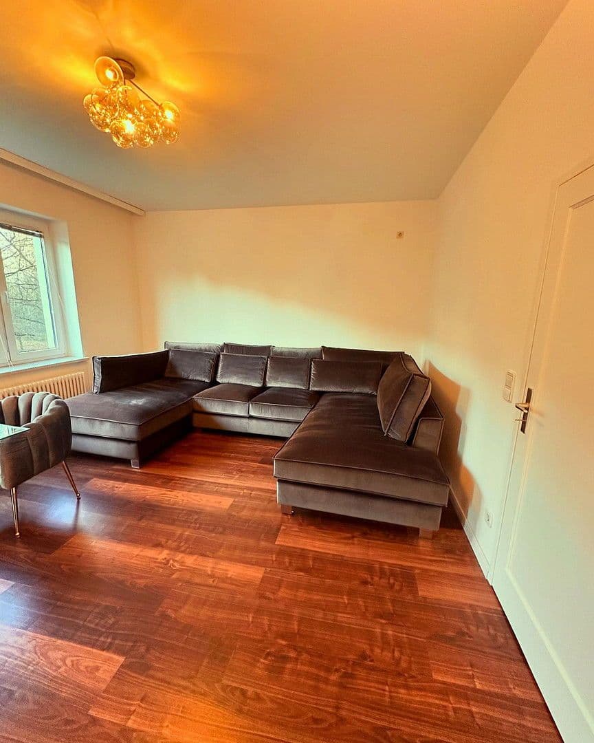 Prodej bytu 3+1 74 m², Stockumer Straße 11b, Berlin, Berlín Prodej bytu 3+1 74 m², Stockumer Straße 11b, Berlin, Berlín