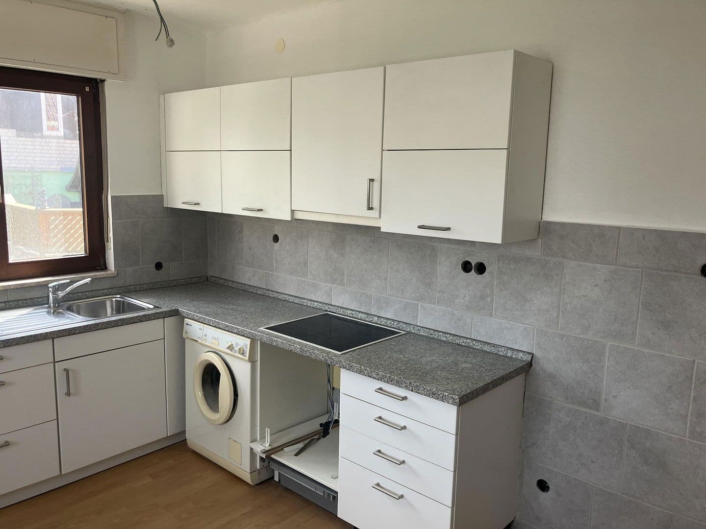 Prodej domu 163 m², pozemek 315 m², Mühlhausen, Bádensko-Württembersko Prodej domu 163 m², pozemek 315 m², Mühlhausen, Bádensko-Württembersko