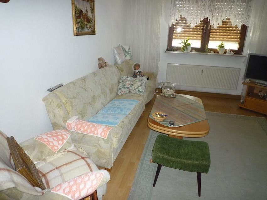 Prodej domu 163 m², pozemek 315 m², Mühlhausen, Bádensko-Württembersko Prodej domu 163 m², pozemek 315 m², Mühlhausen, Bádensko-Württembersko