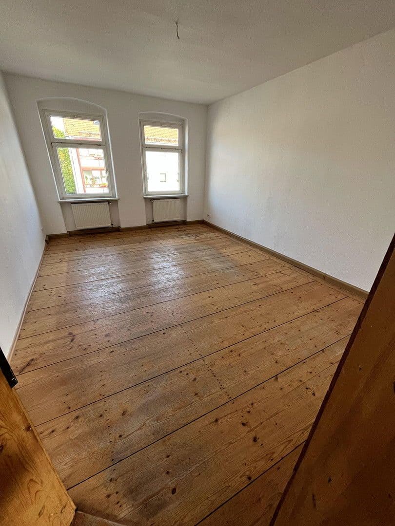 Pronájem bytu 4+1 97 m², Jägerstraße 70, Naumburg (Saale), Sasko-Anhaltsko Pronájem bytu 4+1 97 m², Jägerstraße 70, Naumburg (Saale), Sasko-Anhaltsko
