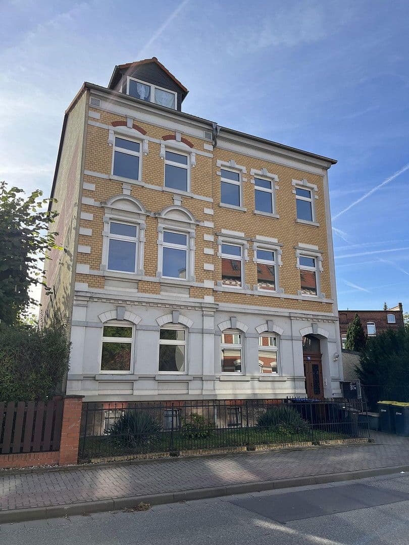 Pronájem bytu 4+1 97 m², Jägerstraße 70, Naumburg (Saale), Sasko-Anhaltsko Pronájem bytu 4+1 97 m², Jägerstraße 70, Naumburg (Saale), Sasko-Anhaltsko