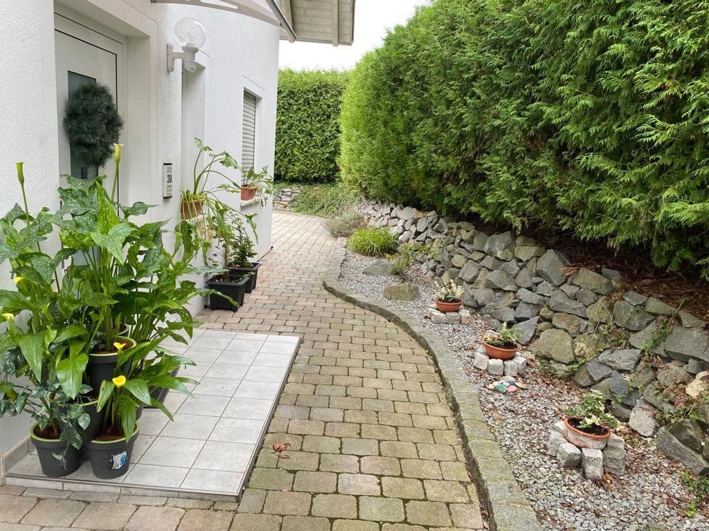 Pronájem domu 170 m², pozemek 450 m², Adlkofen, Bavorsko Pronájem domu 170 m², pozemek 450 m², Adlkofen, Bavorsko