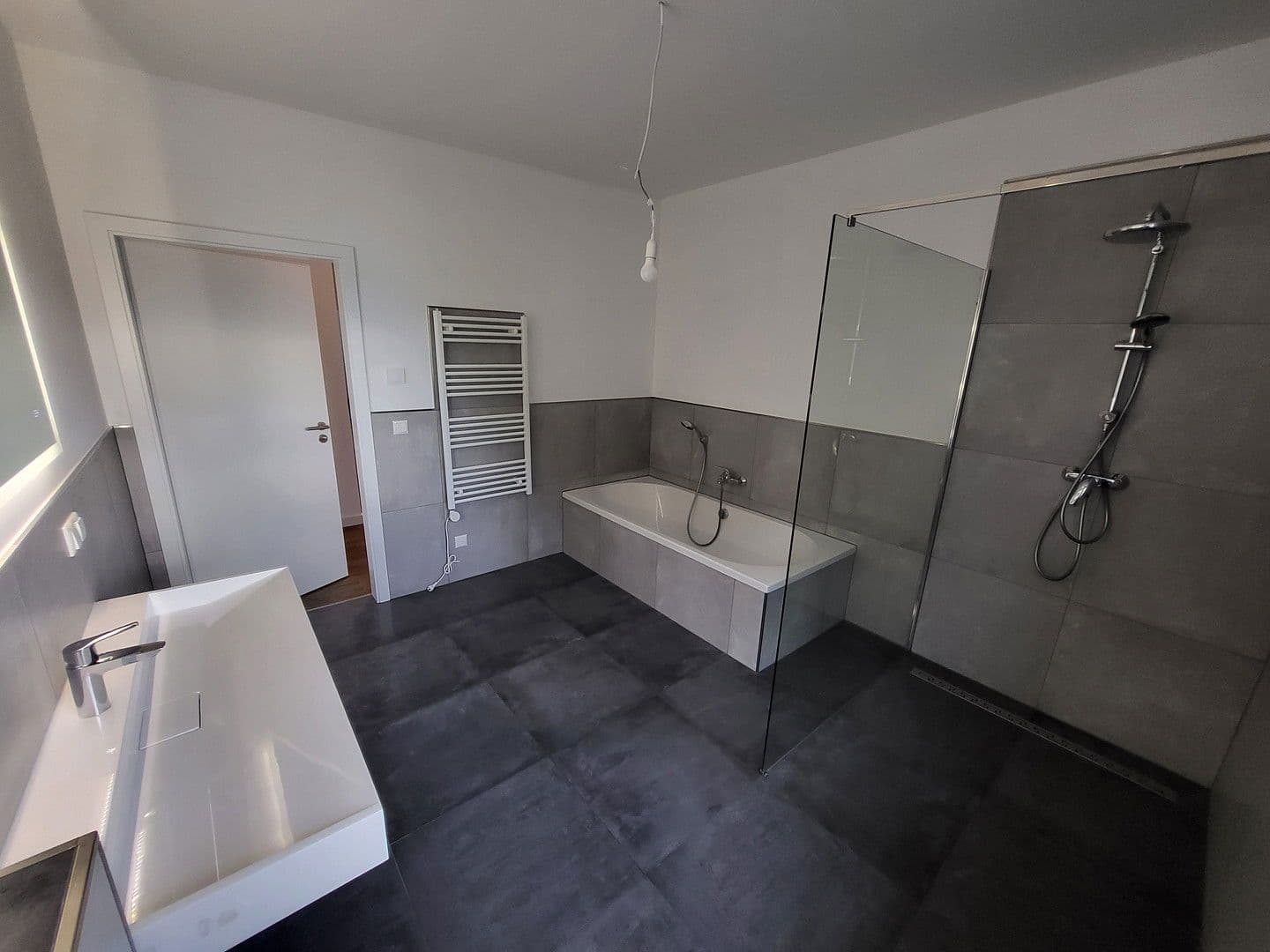 Pronájem bytu 4+1 140 m², Minden, Severní Porýní-Vestfálsko Pronájem bytu 4+1 140 m², Minden, Severní Porýní-Vestfálsko