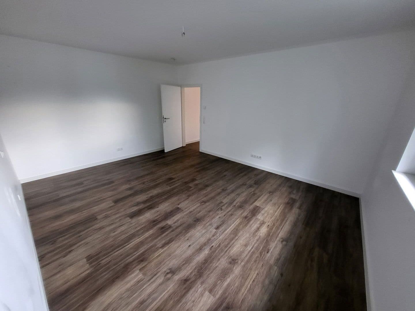 Pronájem bytu 4+1 140 m², Minden, Severní Porýní-Vestfálsko Pronájem bytu 4+1 140 m², Minden, Severní Porýní-Vestfálsko