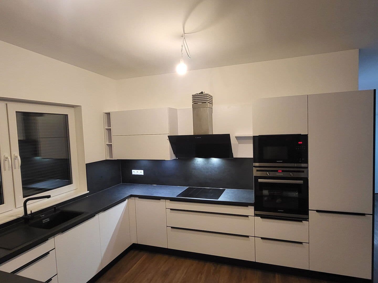 Pronájem bytu 4+1 140 m², Minden, Severní Porýní-Vestfálsko Pronájem bytu 4+1 140 m², Minden, Severní Porýní-Vestfálsko