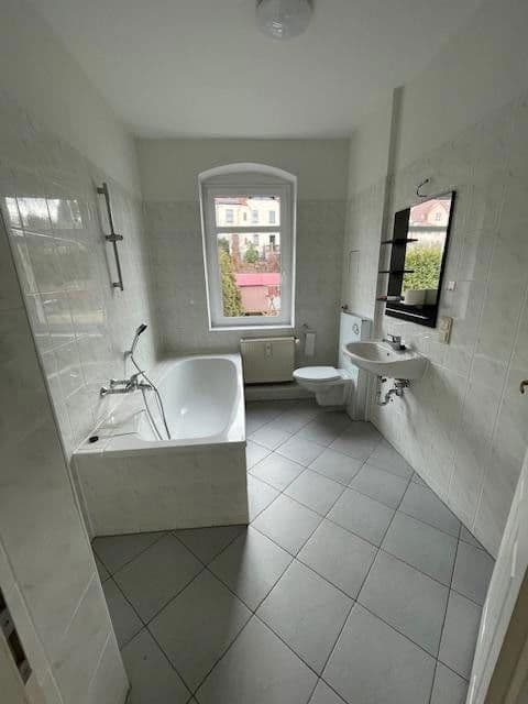 Pronájem bytu 4+1 98 m², Cornelius-Gurlitt Straße 8, Dresden, Sasko Pronájem bytu 4+1 98 m², Cornelius-Gurlitt Straße 8, Dresden, Sasko