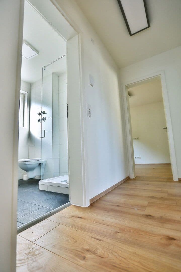 Pronájem bytu 2+1 50 m², Oberer Wingertweg, 75, Pforzheim, Bádensko-Württembersko Pronájem bytu 2+1 50 m², Oberer Wingertweg, 75, Pforzheim, Bádensko-Württembersko