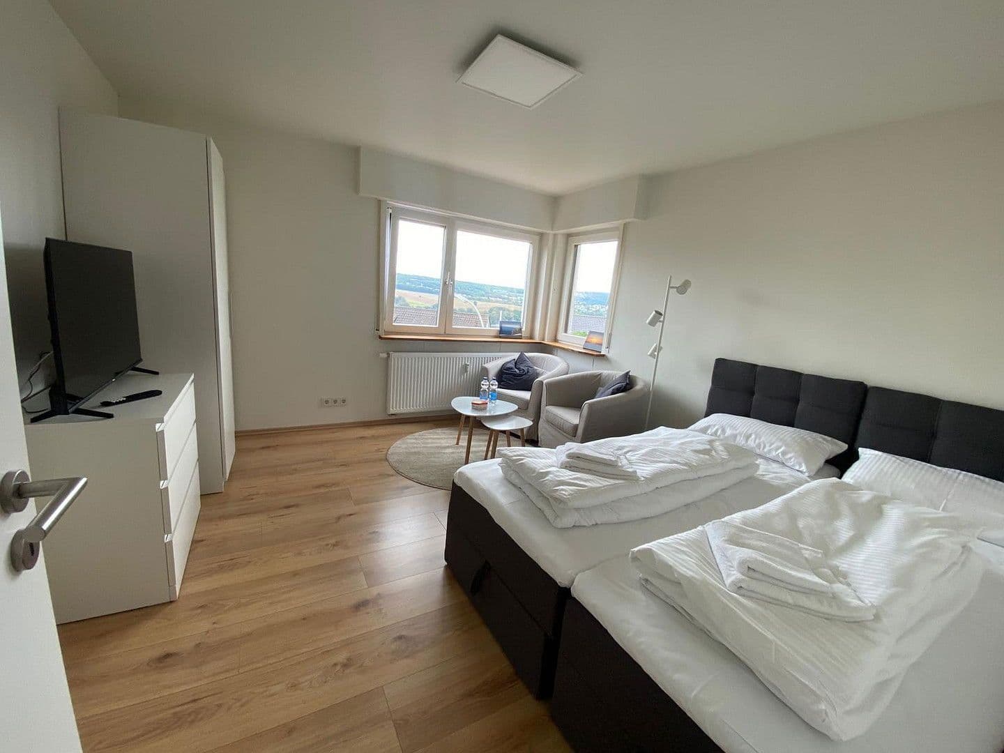 Pronájem bytu 2+1 50 m², Oberer Wingertweg, 75, Pforzheim, Bádensko-Württembersko Pronájem bytu 2+1 50 m², Oberer Wingertweg, 75, Pforzheim, Bádensko-Württembersko