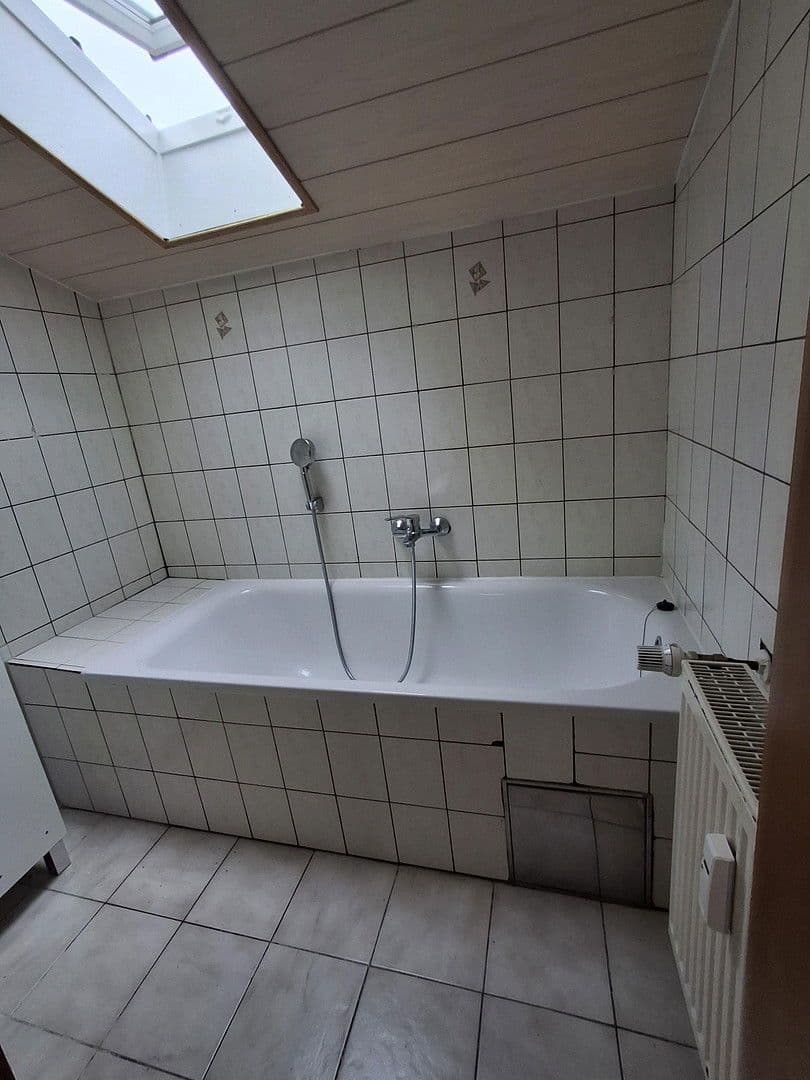 Pronájem bytu 4+1 135 m², Hauptstr.15, Neukirchen beim Heiligen Blut, Bavorsko Pronájem bytu 4+1 135 m², Hauptstr.15, Neukirchen beim Heiligen Blut, Bavorsko