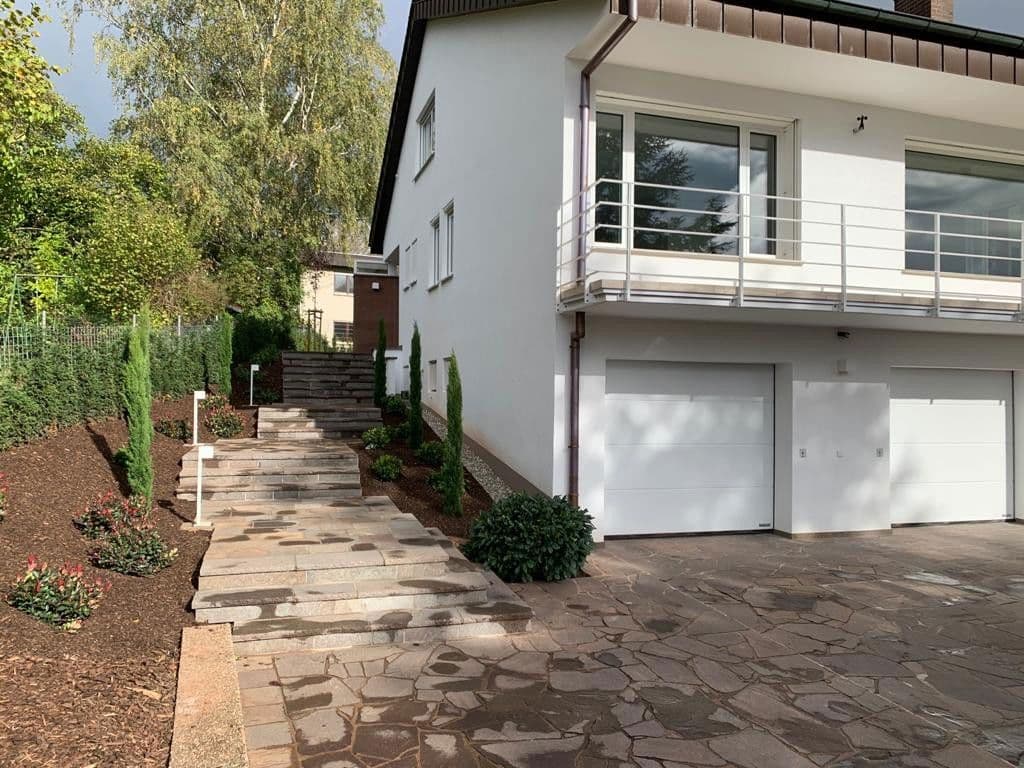 Pronájem domu 300 m², pozemek 1.899 m², Bürgstadt, Bavorsko Pronájem domu 300 m², pozemek 1.899 m², Bürgstadt, Bavorsko