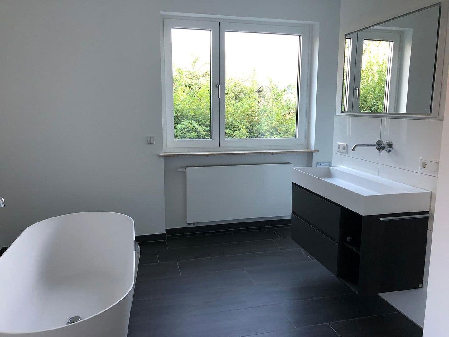 Pronájem domu 300 m², pozemek 1.899 m², Bürgstadt, Bavorsko Pronájem domu 300 m², pozemek 1.899 m², Bürgstadt, Bavorsko