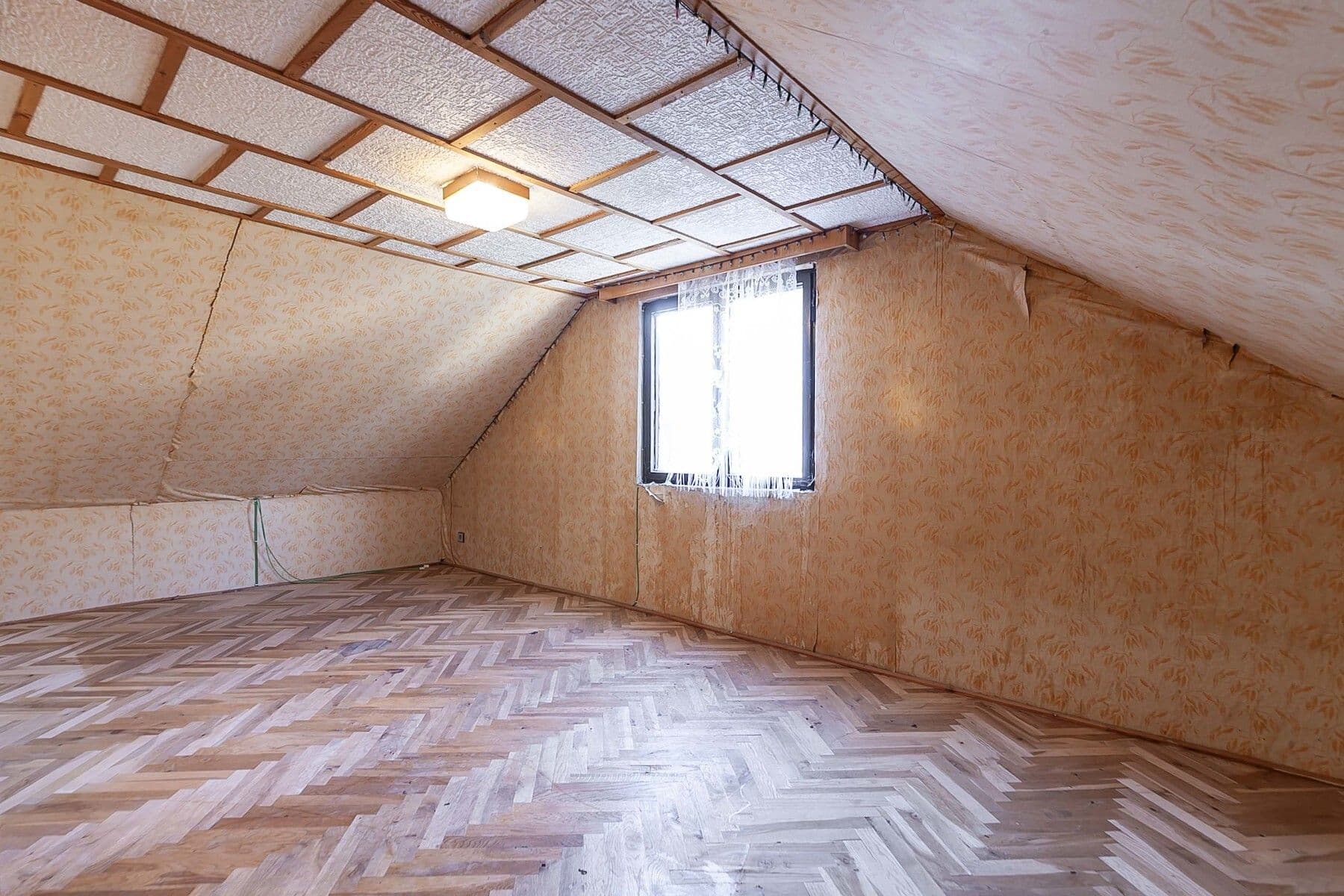 Prodej chaty, chalupy 100 m², pozemek 462 m², Stříbrná Skalice, Středočeský kraj Prodej chaty, chalupy 100 m², pozemek 462 m², Stříbrná Skalice, Středočeský kraj