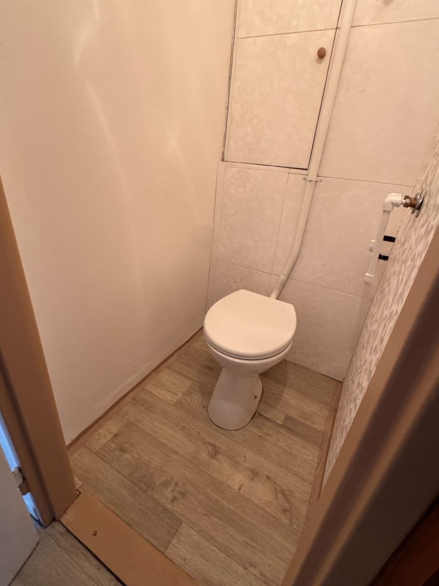 Pronájem bytu 2+1 49 m², Aloise Jiráska, Ledeč nad Sázavou, Kraj Vysočina Pronájem bytu 2+1 49 m², Aloise Jiráska, Ledeč nad Sázavou, Kraj Vysočina