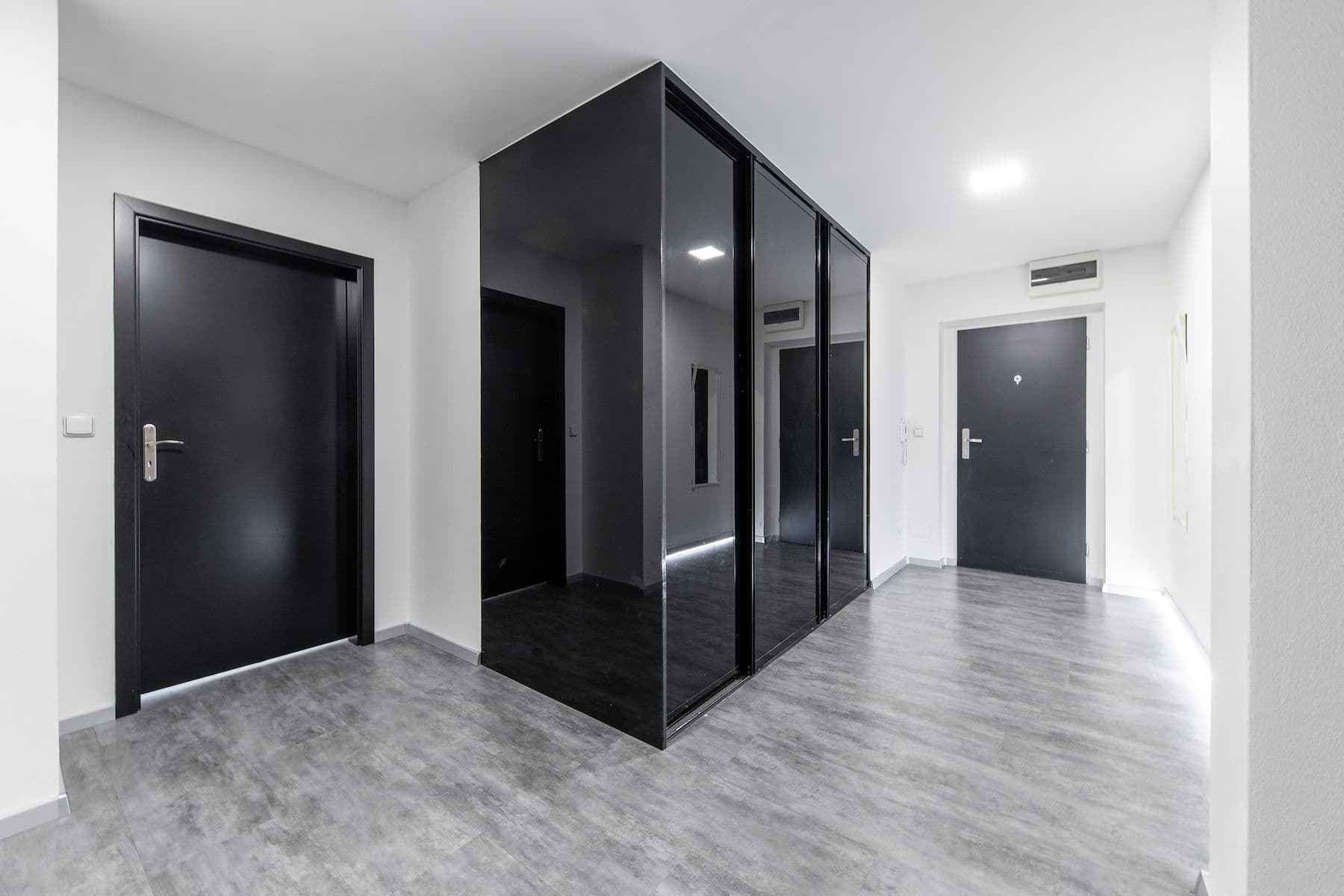 Prodej bytu 3+kk 88 m², gen. Píky, Olomouc, Olomoucký kraj Prodej bytu 3+kk 88 m², gen. Píky, Olomouc, Olomoucký kraj