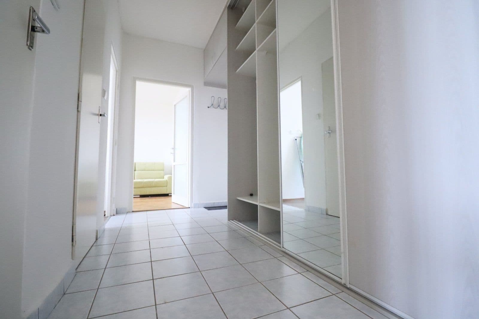 Pronájem bytu 2+1 54 m², Kamerunská, Praha, Praha Pronájem bytu 2+1 54 m², Kamerunská, Praha, Praha