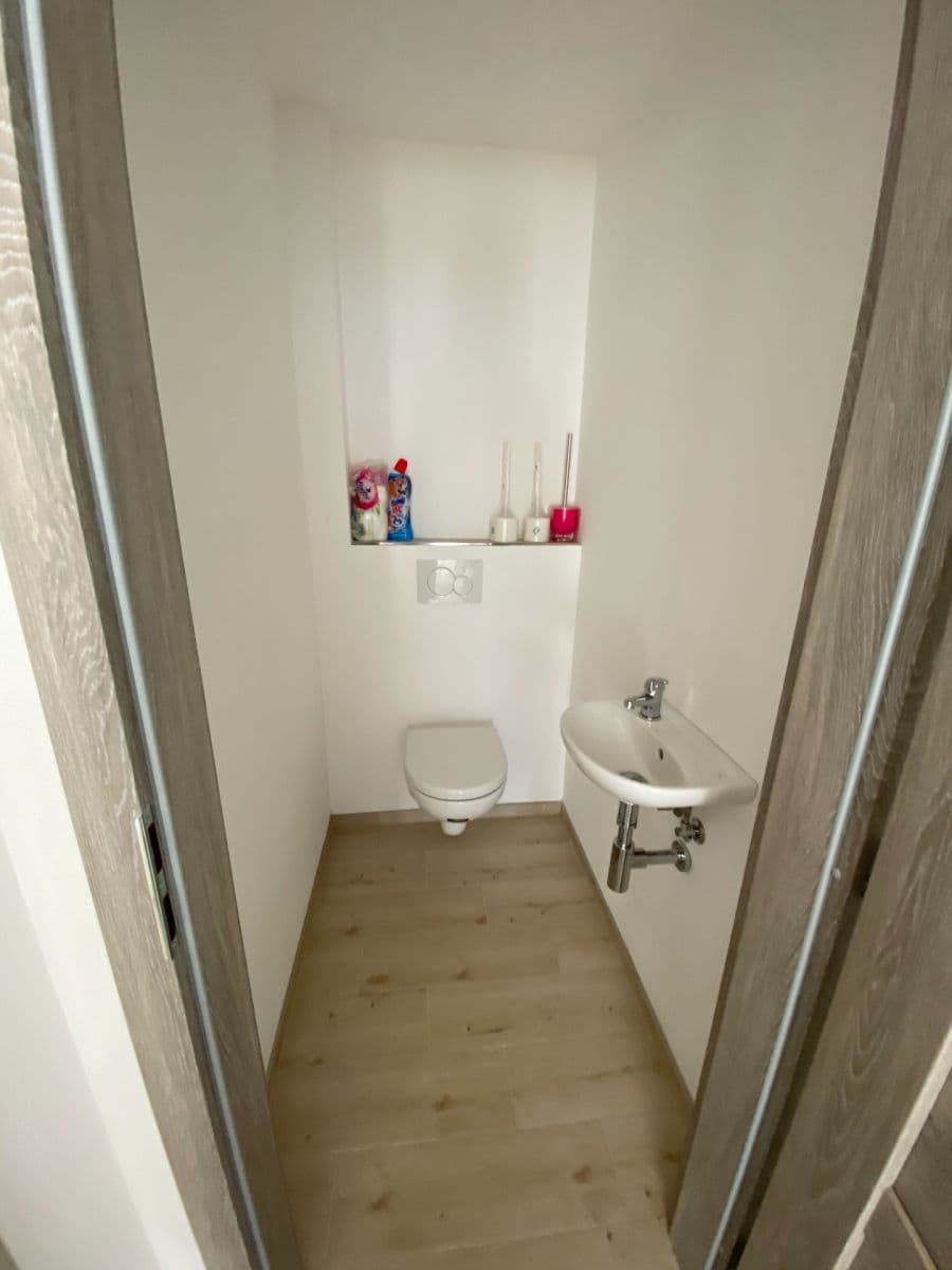 Pronájem domu 120 m², pozemek 900 m², Slatina, Moravskoslezský kraj Pronájem domu 120 m², pozemek 900 m², Slatina, Moravskoslezský kraj