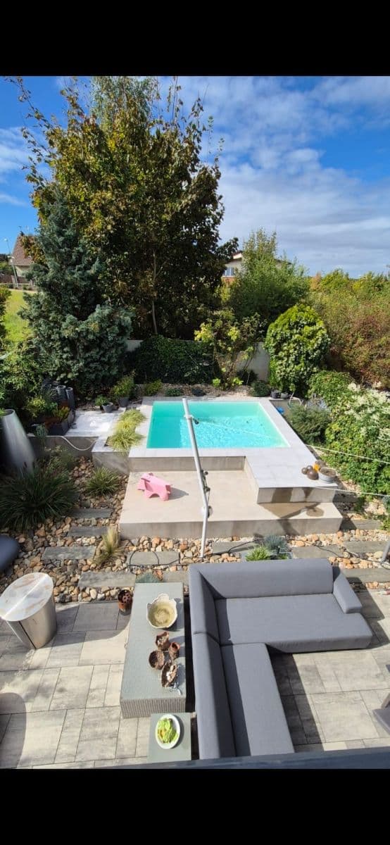 Prodej domu 120 m², pozemek 259 m², Felklova, Roztoky, Středočeský kraj Prodej domu 120 m², pozemek 259 m², Felklova, Roztoky, Středočeský kraj