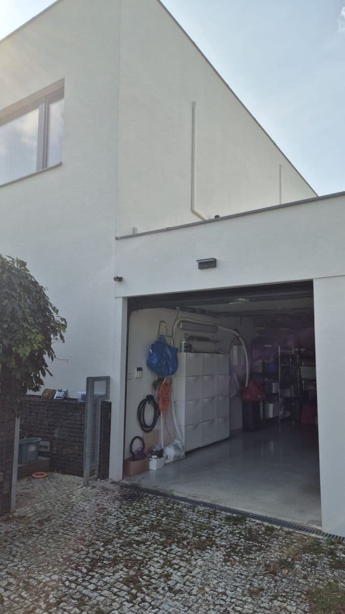 Prodej domu 120 m², pozemek 259 m², Felklova, Roztoky, Středočeský kraj Prodej domu 120 m², pozemek 259 m², Felklova, Roztoky, Středočeský kraj