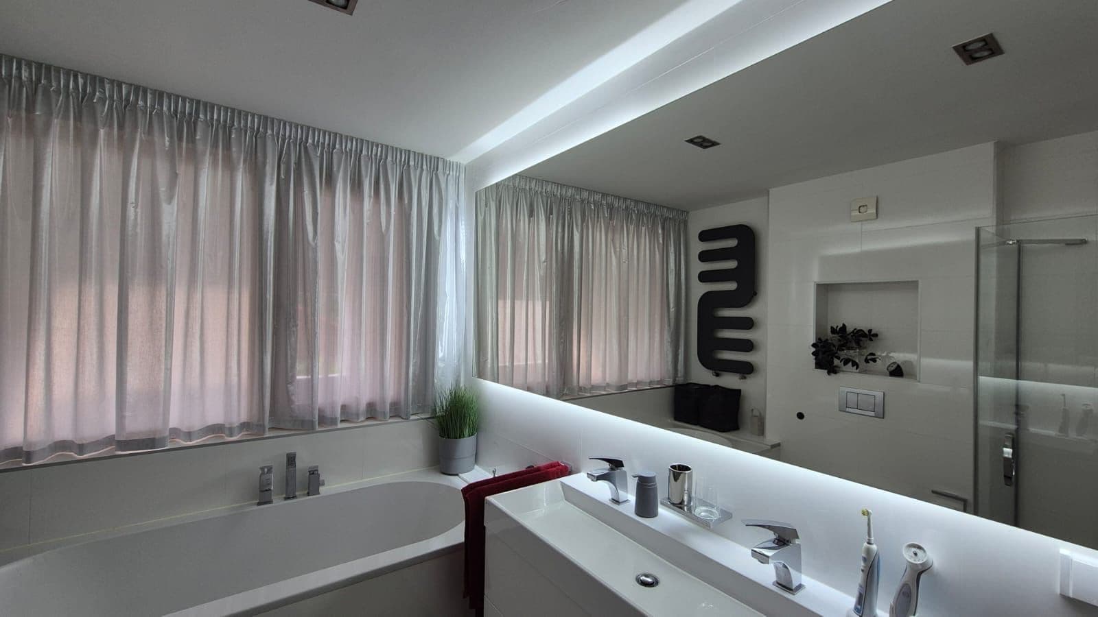 Prodej domu 120 m², pozemek 259 m², Felklova, Roztoky, Středočeský kraj Prodej domu 120 m², pozemek 259 m², Felklova, Roztoky, Středočeský kraj