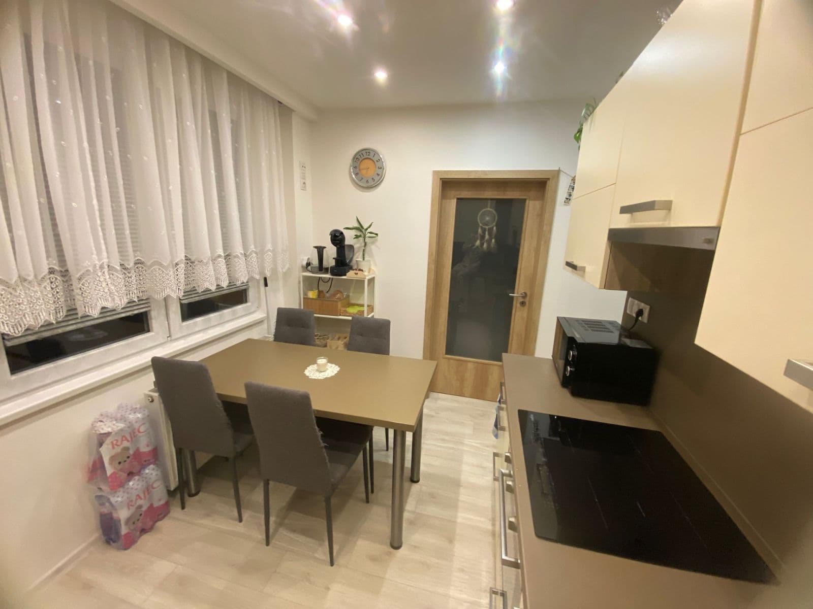 Prodej bytu 3+1 70 m², Klaricova, České Budějovice, Jihočeský kraj Prodej bytu 3+1 70 m², Klaricova, České Budějovice, Jihočeský kraj